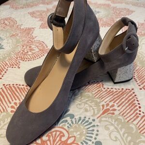 Nine West gray suede ankle strap chunk sparkle heels size 8.5
